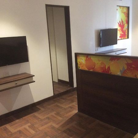 The Lotus Hotel Sameera Chennai Eksteriør bilde